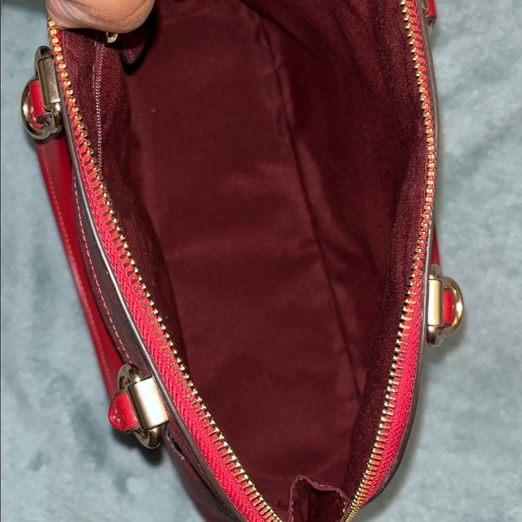 Coach Signature Red Satchel - Picture 10 of 12